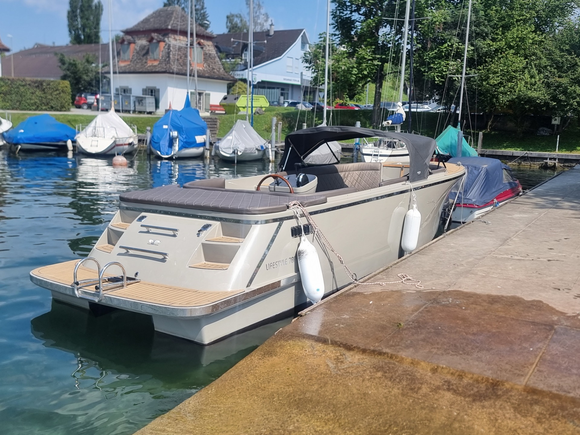Lifestyle 780 Tender Boot Ansicht 2